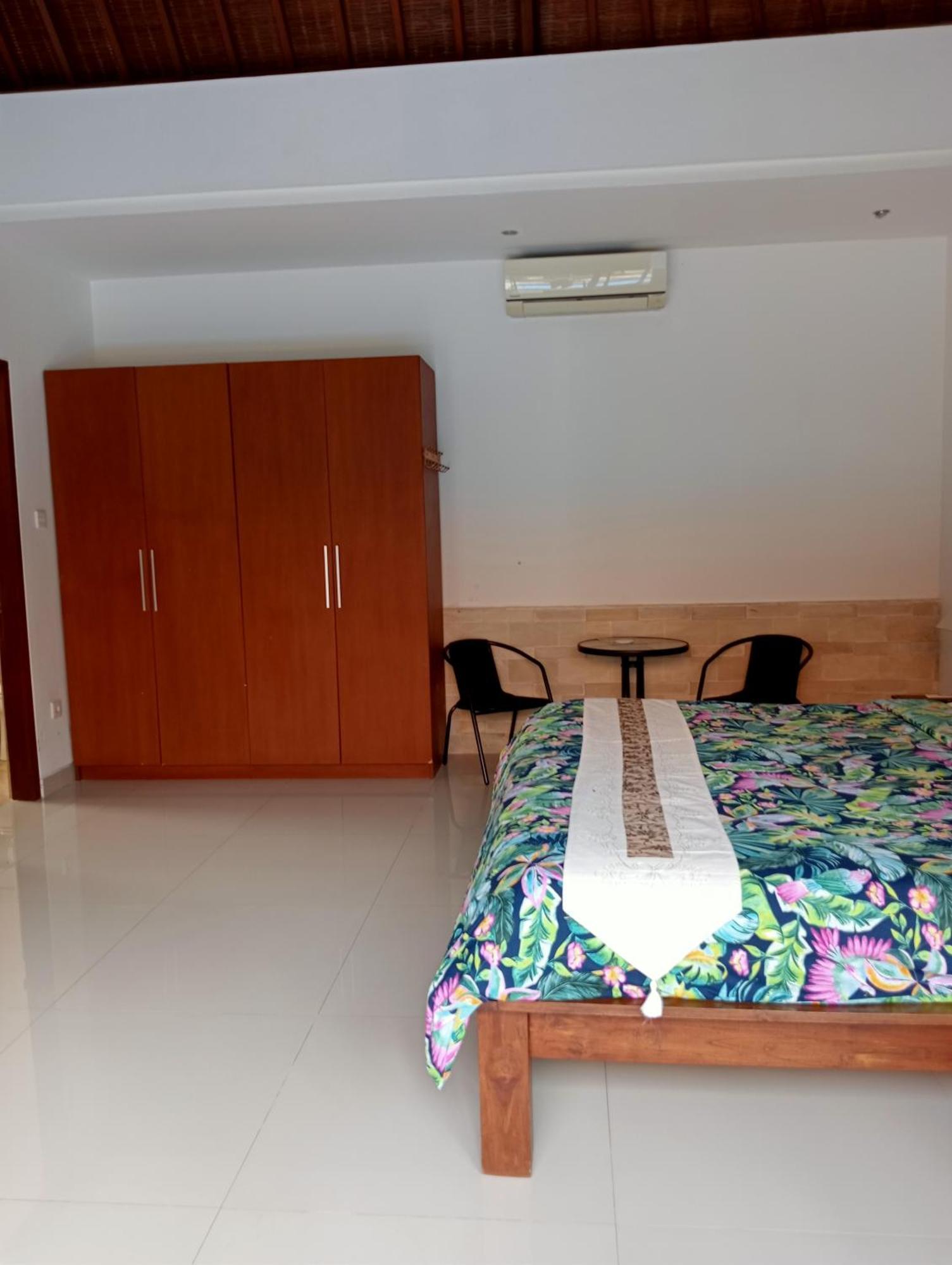 Pondok Indah Villa Ujung Exterior photo